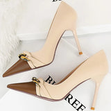 Women's Two Toned Buckle Toe Pumps - Black/Beige - 9.5cm Heels - 40 B - PU Leather - image 11